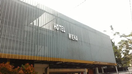 Hotel Wiena